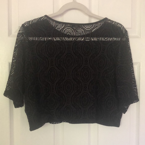 Black Cropped Top with Birds - Picture 2 of 4